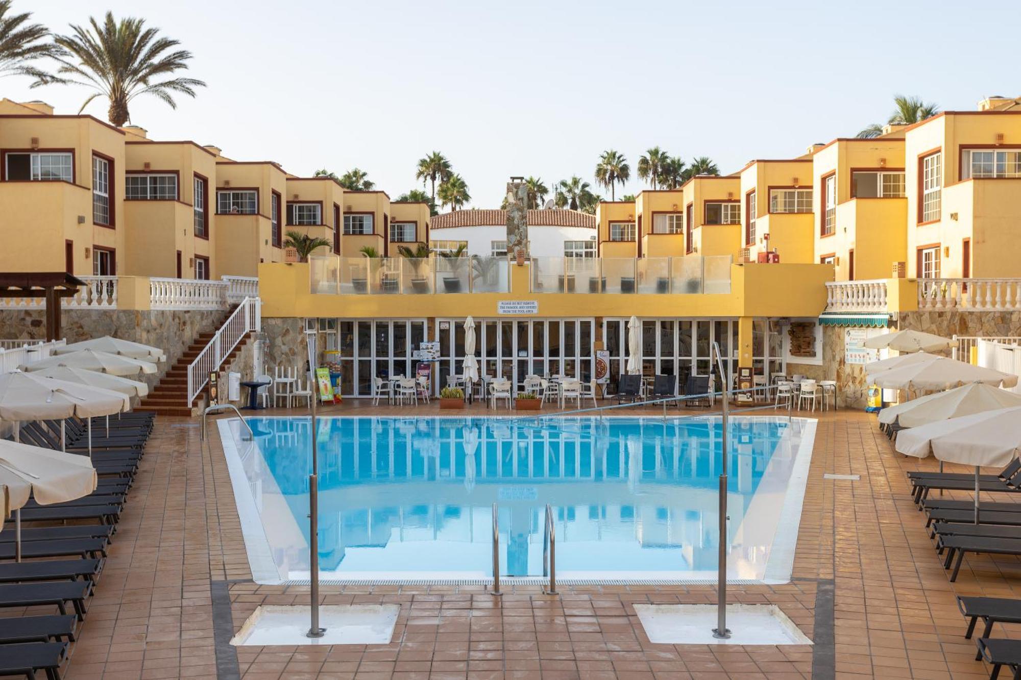 Apartamentos Maxorata Beach Corralejo Luaran gambar