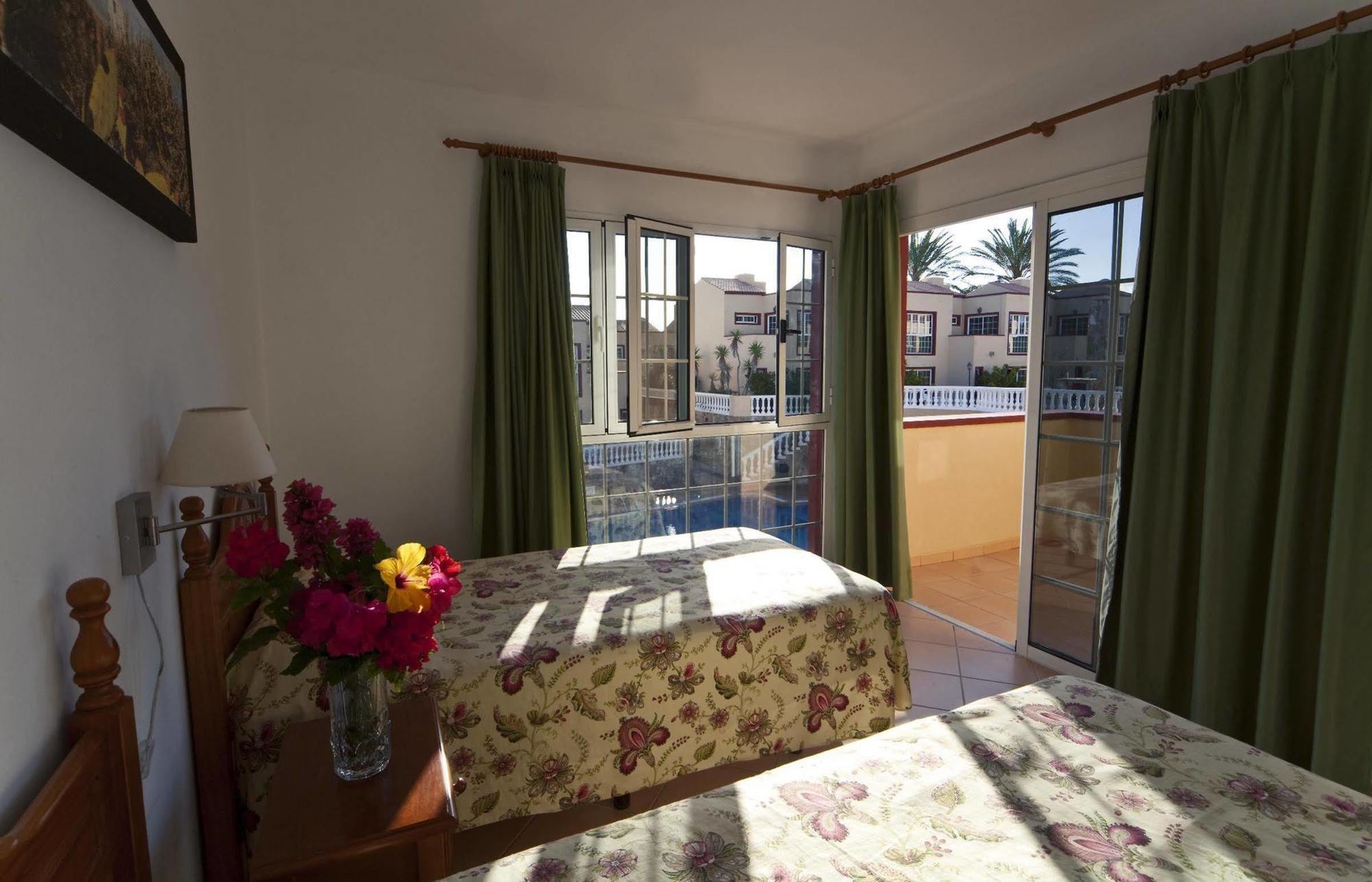 Apartamentos Maxorata Beach Corralejo Luaran gambar